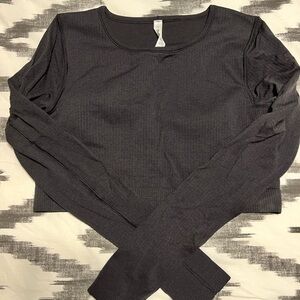 Lululemon ebb to street crop